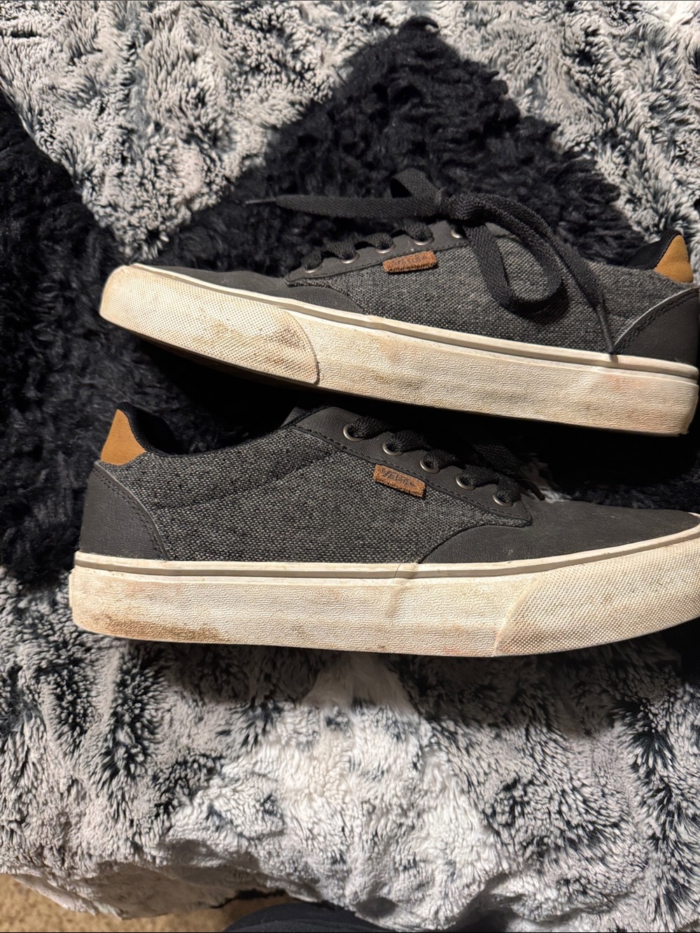 Vans Men's Low-Top Canvas Sneakers in Black with Cream Sole - Picture 2 of 4
